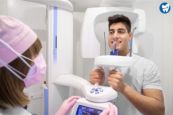 Panoramic dental radiography