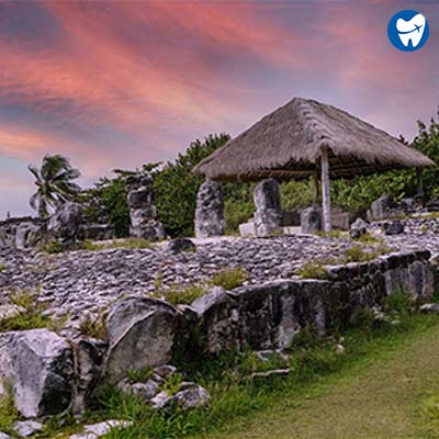 El Rey Mayan Ruins