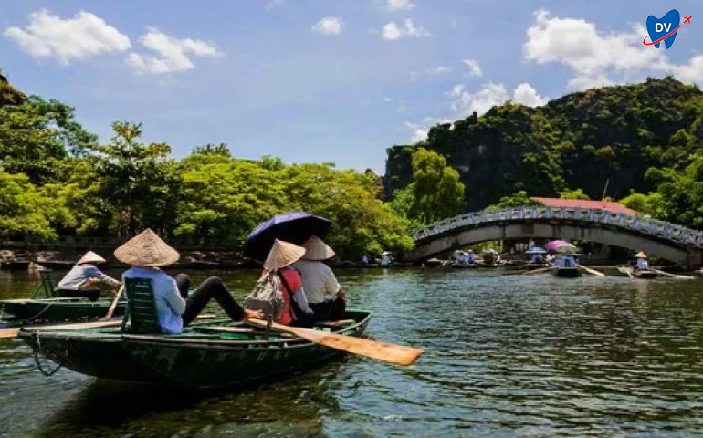 Tam Coc Lake, Hanoi