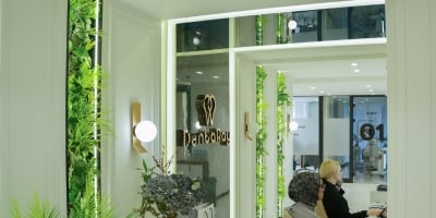 Picture of the reception of Dentaray clinic in Istanbul, Turkey