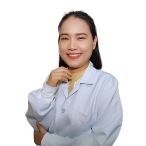 Dr. Piraporn