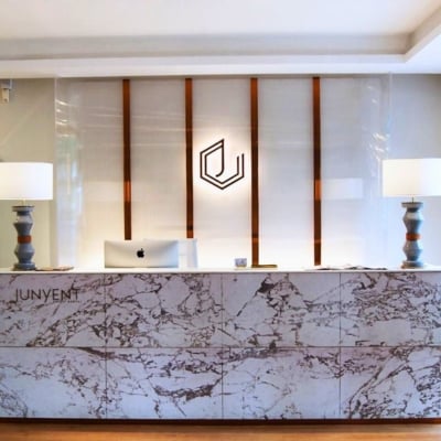 Junyent Estudi Dental Clinic