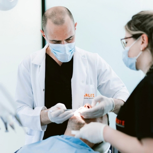 Doctor treating patient at Barleti